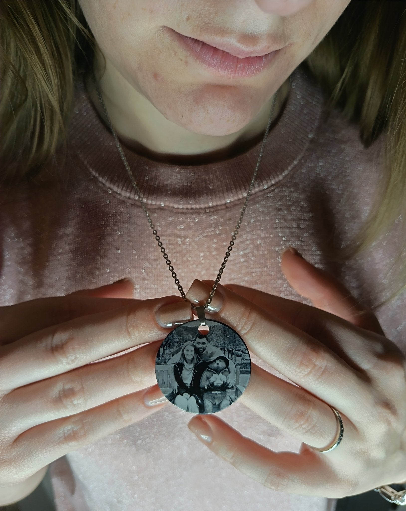 Personalised Photo Engraved Round Tag Necklace - EG LASER ENGRAVING